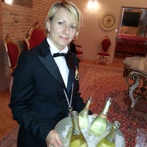 1sommelier-alessandria-in-servizio